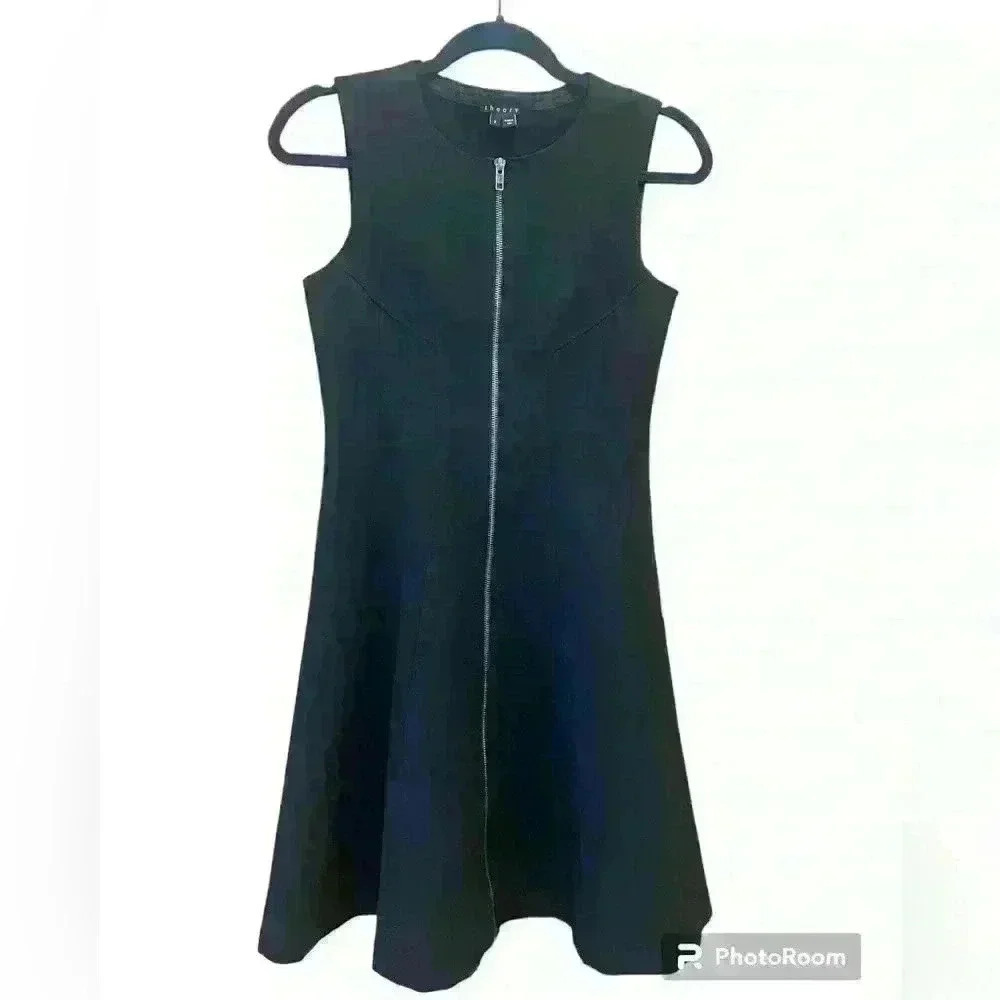 Theory Women’s Sleeveless Dress. Black. Size 2.